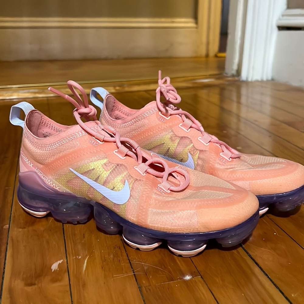 Nike Vapormax sneakers. Worn once or twice. Excellent condition.